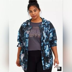 Torrid Size 4 Blue Tye-Dye Lightweight Wind Breaker